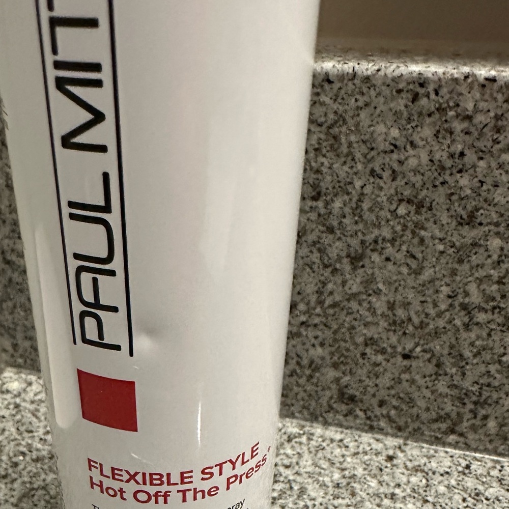 Paul Mitchell Hot Off The Press Heat Protectant - Picture 2 of 6